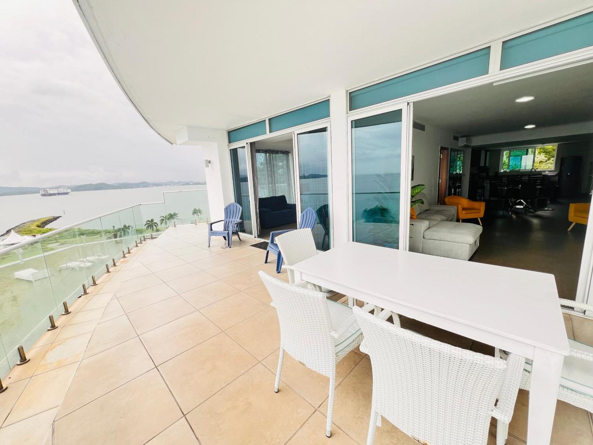 Apartment In The Causeway Amador Panama City Exterior photo